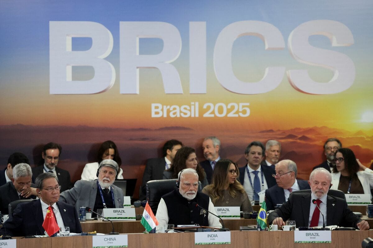 習近平国家主席の公務不在、BRICSサミット欠席と健康不安説：真相と今後の影響