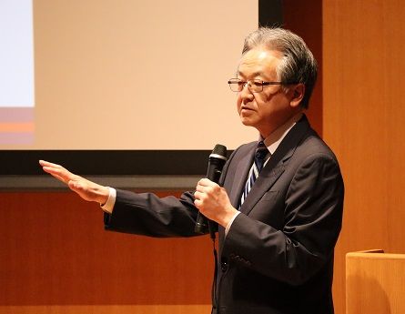 慶應義塾大学 商学部教授
中島隆信 氏