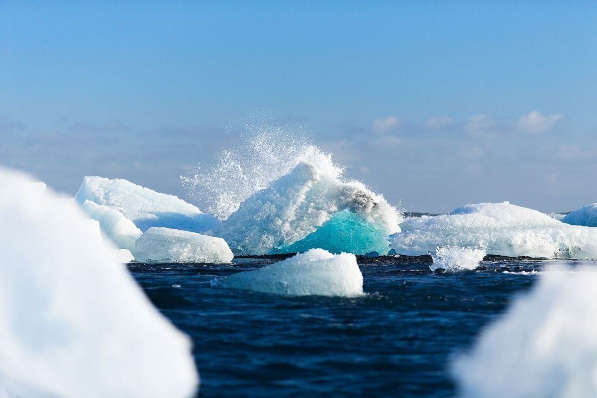 南北極の融解で進行する海の 腐海化 海中の酸素が失われる 海洋無酸素事変 の恐怖 1 2 Jbpress Japan Business Press