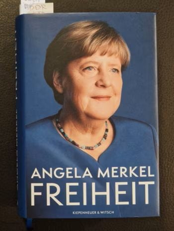 メルケル氏の回顧録『自由（Freiheit）』