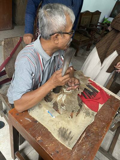 一般的な人形の製造工程（筆者提供）