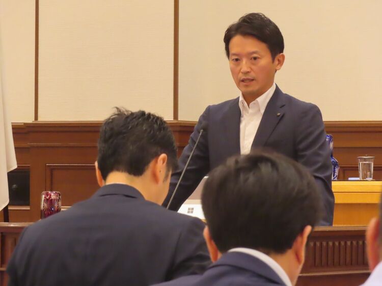 【歴史の精神】 斎藤彦　著 写真ギャラリー1枚め｜【兵庫県知事選から1年】斎藤元彦知事の「質問に