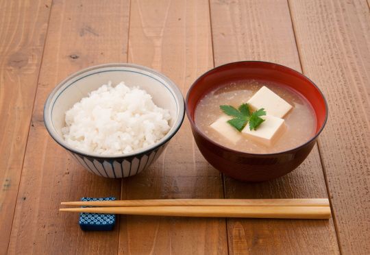 ご飯とみそ汁