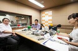 「マット安川のずばり勝負」スタジオ風景／石平、マット安川、加藤知華／前田せいめい撮影