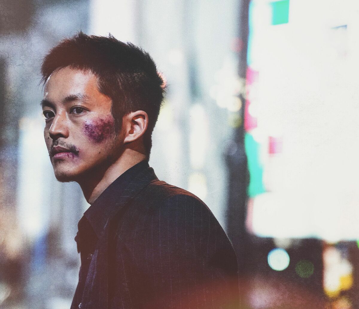 孤狼の血level2 松坂桃李　生写真 松坂桃李『孤狼の血 LEVEL2』で10メートル落下！壮絶アクションに密着