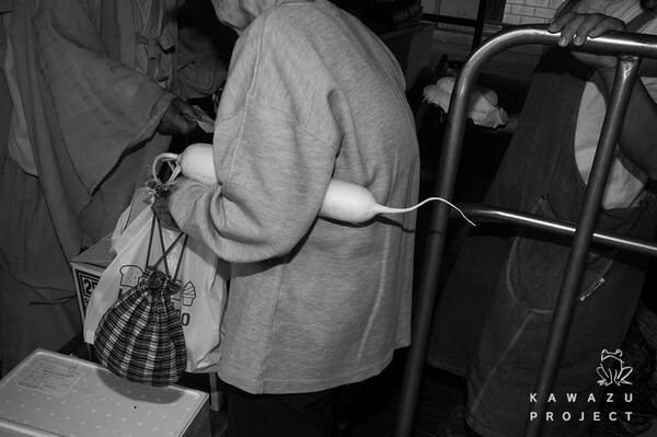 ◎出羽島の何げない日常（写真：木村肇）※大根