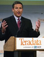 HPの人員合理化、1万5300人の解雇を計画 - 米国