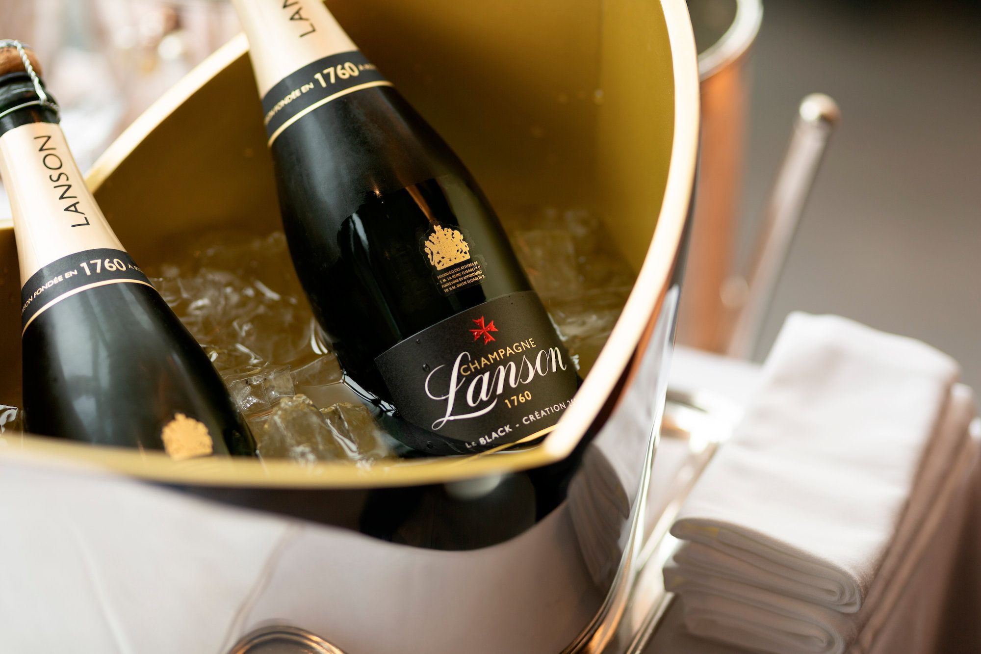 激レア‼️グラン・メゾン・シャンパーニュ・ストッパー5個セットPartⅡ シャンパーニュってこういうものでしょ！ 老舗シャンパーニュメゾン