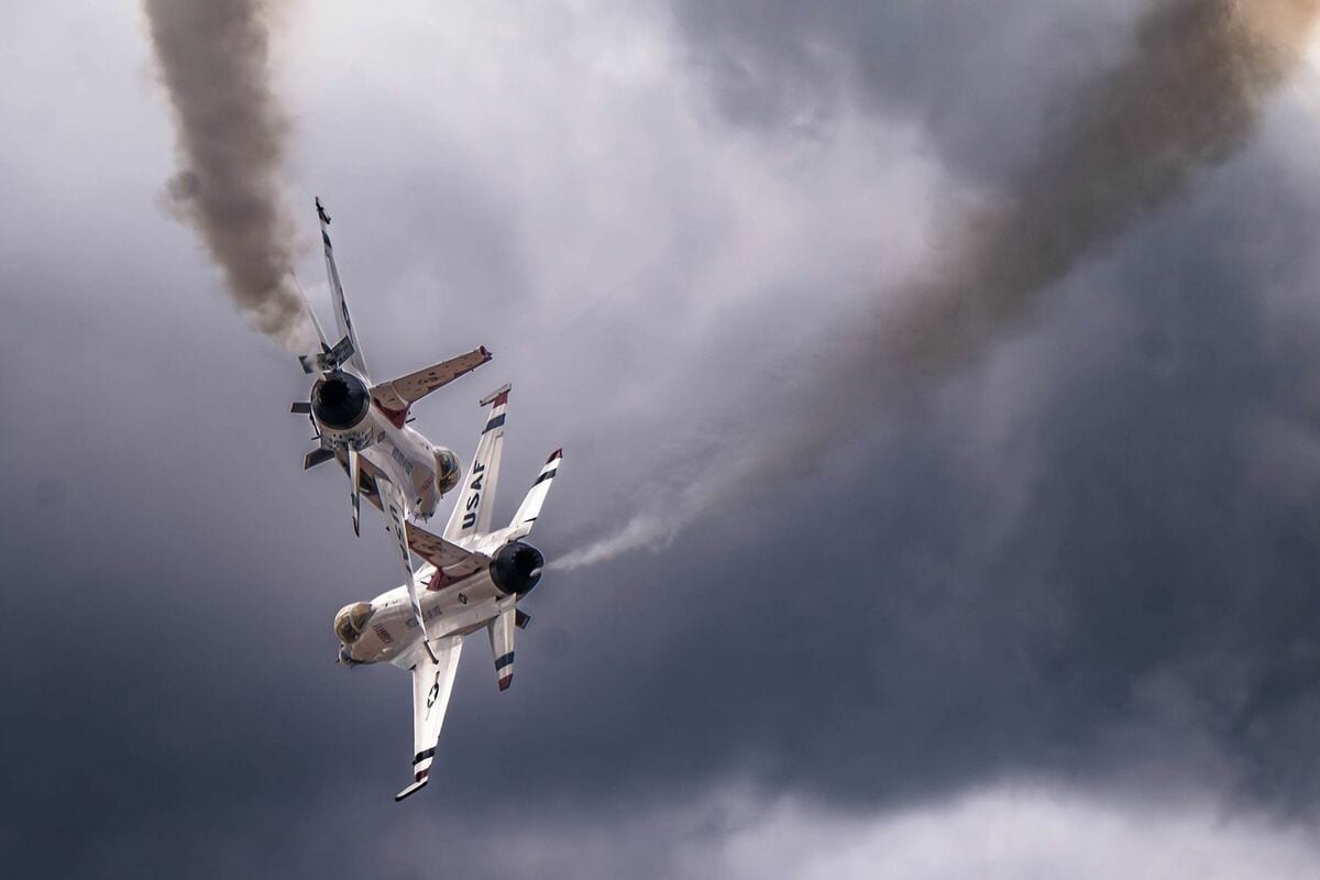 有人戦闘機とAI操縦戦闘機のドッグファイトがついに実現 次世代戦闘機 