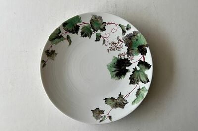 これが有田焼？ 有田焼を変革した窯元「アリタポーセリンラボ