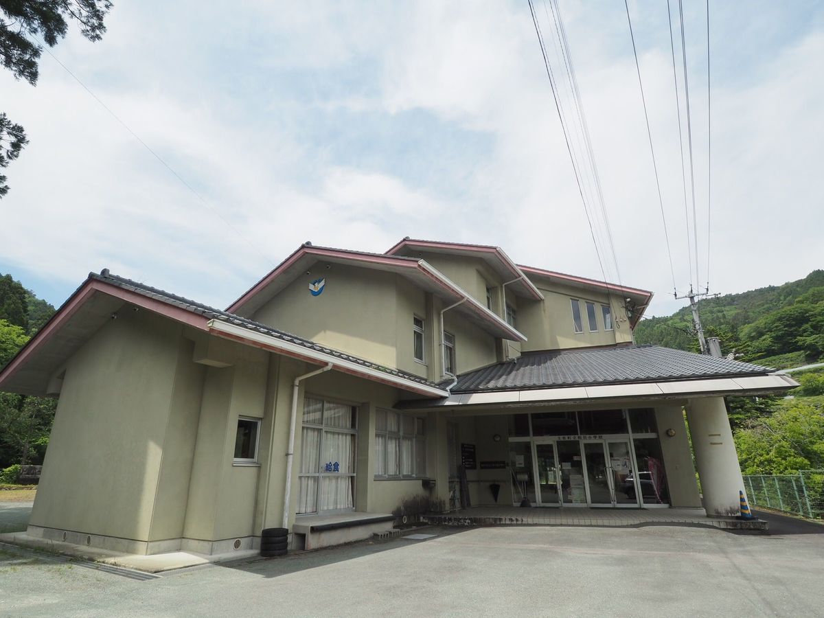 高知の廃校利用サテライトオフィスが成功した理由 持続性のカギは移住者の割り切りと 受け入れ側の意識改革 1 5 Jbpress ジェイビープレス