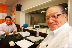 「マット安川のずばり勝負」ゲスト：藤木幸夫／前田せいめい撮影