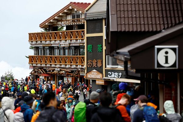 オーバーツーリズムの象徴となっている富士山