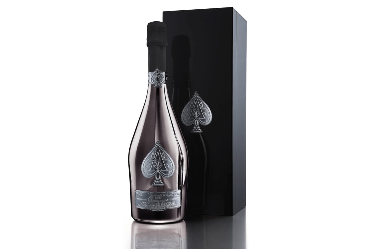 アルマン•ド•ブリニャック•ブラン•ド•ノワール 箱付き　750ml アルマン ド ブリニャック ブランド ノワール NV 750ml 箱付