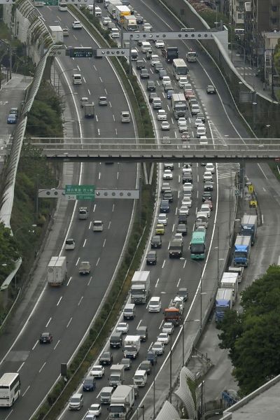 ゴールデンウイークの風物詩となっている高速道路の大渋滞
