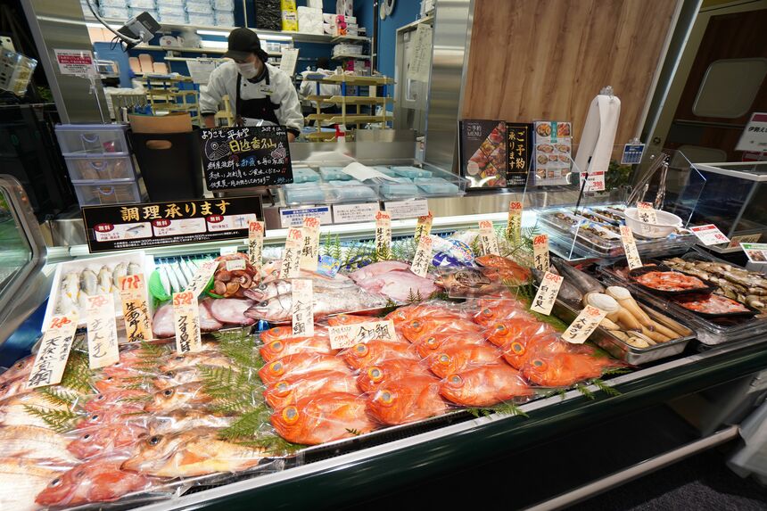大手総合スーパーの苦境を横目に滋賀県基盤の平和堂が店舗を次々大規模