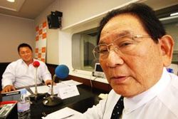 「マット安川のずばり勝負」ゲスト：田中慶秋／前田せいめい撮影