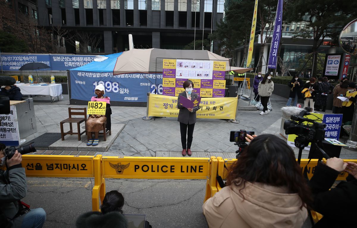 米国「慰安婦論文」への抑圧に日本政府も反対表明　「強制連行」否定のラムザイヤー論文に向けられた組織的抗議活動
