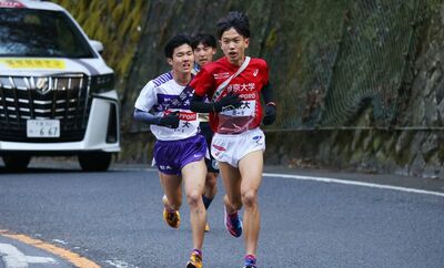 箱根駅伝ランナーを振り向かせたアシックスの「厚底シューズ」がさらに