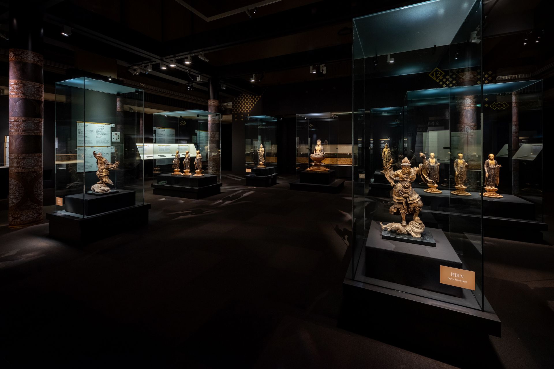 平泉の至宝が東京へやってくる！「中尊寺金色堂」の国宝仏像11体が