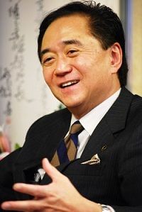 黒岩祐治氏／前田せいめい撮影