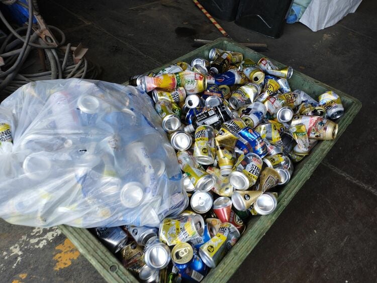 アルミ空き缶　大量 写真ギャラリー1枚め｜「普通の人」にまで広がりつつある空き缶拾い