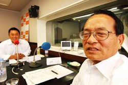 「マット安川のずばり勝負」ゲスト:平沢勝栄/前田せいめい撮影