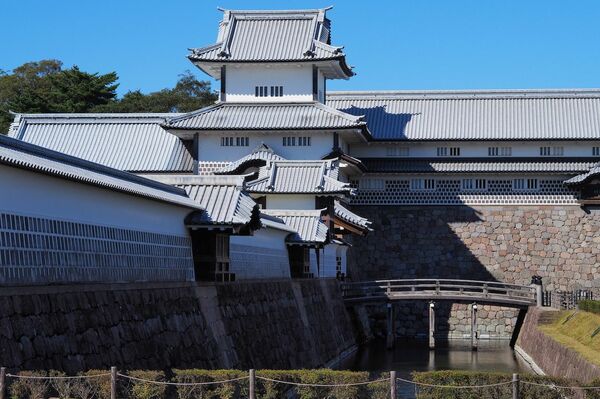 天守はなくても見どころ満載、前田利家が加賀百万石の居城として築いた