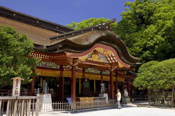 2月に行くのがいい「太宰府天満宮」合格祈願に梅花祭…天神さん