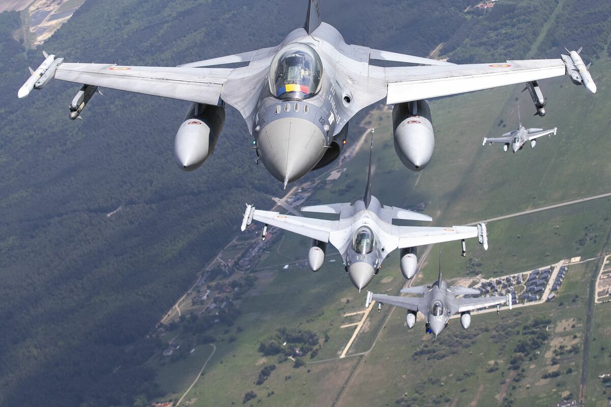 ウクライナ「F-16供与」問題から見る日英伊3カ国の次世代戦闘機共同開発  航空優勢が戦争には絶対に必要、ウクライナはF-16でそれを確保できるのか(1/7) | JBpress (ジェイビープレス)