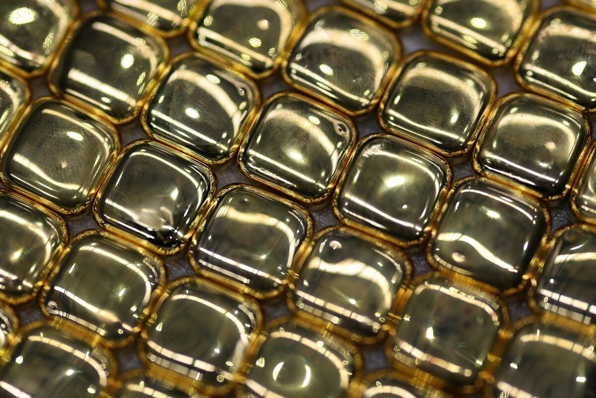 2026年の金価格】年初の2657ドルから4500ドル台まで急騰した金価格は何を示唆しているのか？ 【土田陽介のユーラシアモニター】トランプ 関税で米国債から逃げ出し始めた新興国、金選好は2026年も続くか(1/4) | JBpress (ジェイビープレス)