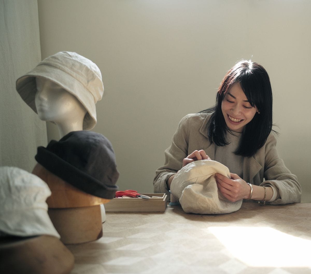 cauda コーダ ベレー帽 カシミア リネン ハンドメイド フランス軍