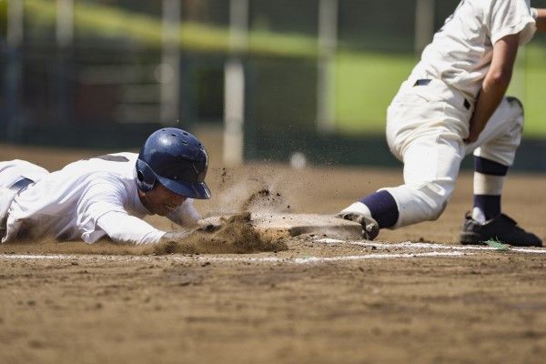 高校野球に勝利至上主義がなぜ蔓延した 登板回避 巨人ファン そしてヒーロー選手を見つめる本 1 3 Jbpress ジェイビープレス