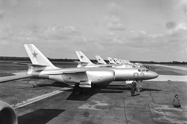 旧ソ連の双発爆撃機「IL-28」