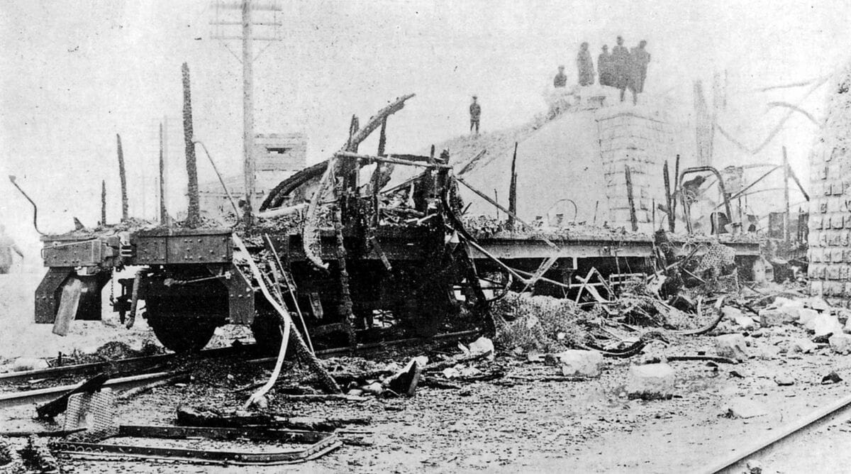 写真ギャラリー3枚め|「張作霖爆殺事件」日本軍による暗殺とバレた銭湯でのマヌケな失態 ――半藤一利が語る、昭和の幕開けとともに勃発した大事件 ...