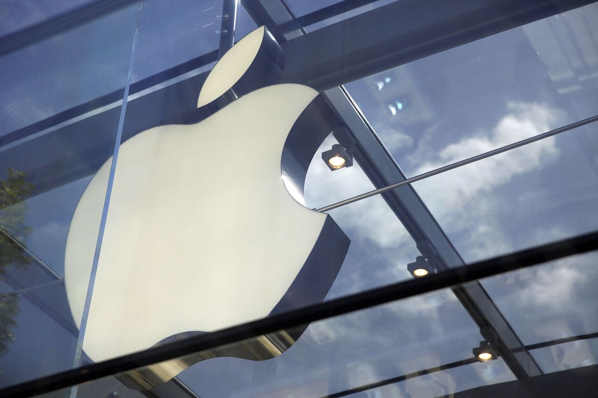 アップルCEO、「Appleカー」の存在を示唆　「ハードウエア、ソフトウエア、サービスを統合したい」