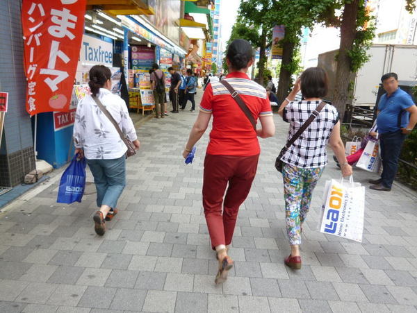 大挙して来日する中国人旅行者の懐事情とは マナーの悪さはしょうがない いまや 庶民 も日本へ 1 3 Jbpress Japan Business Press