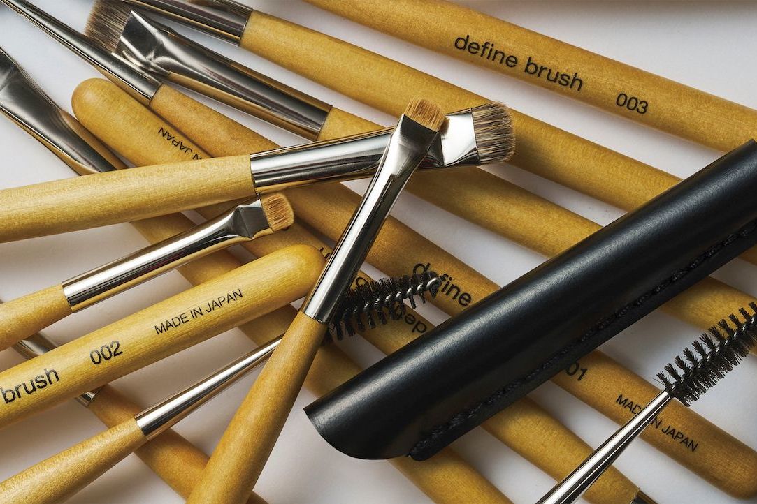 メイクをレベルアップさせるならブラシから、眉だけで表情も変わる逸品