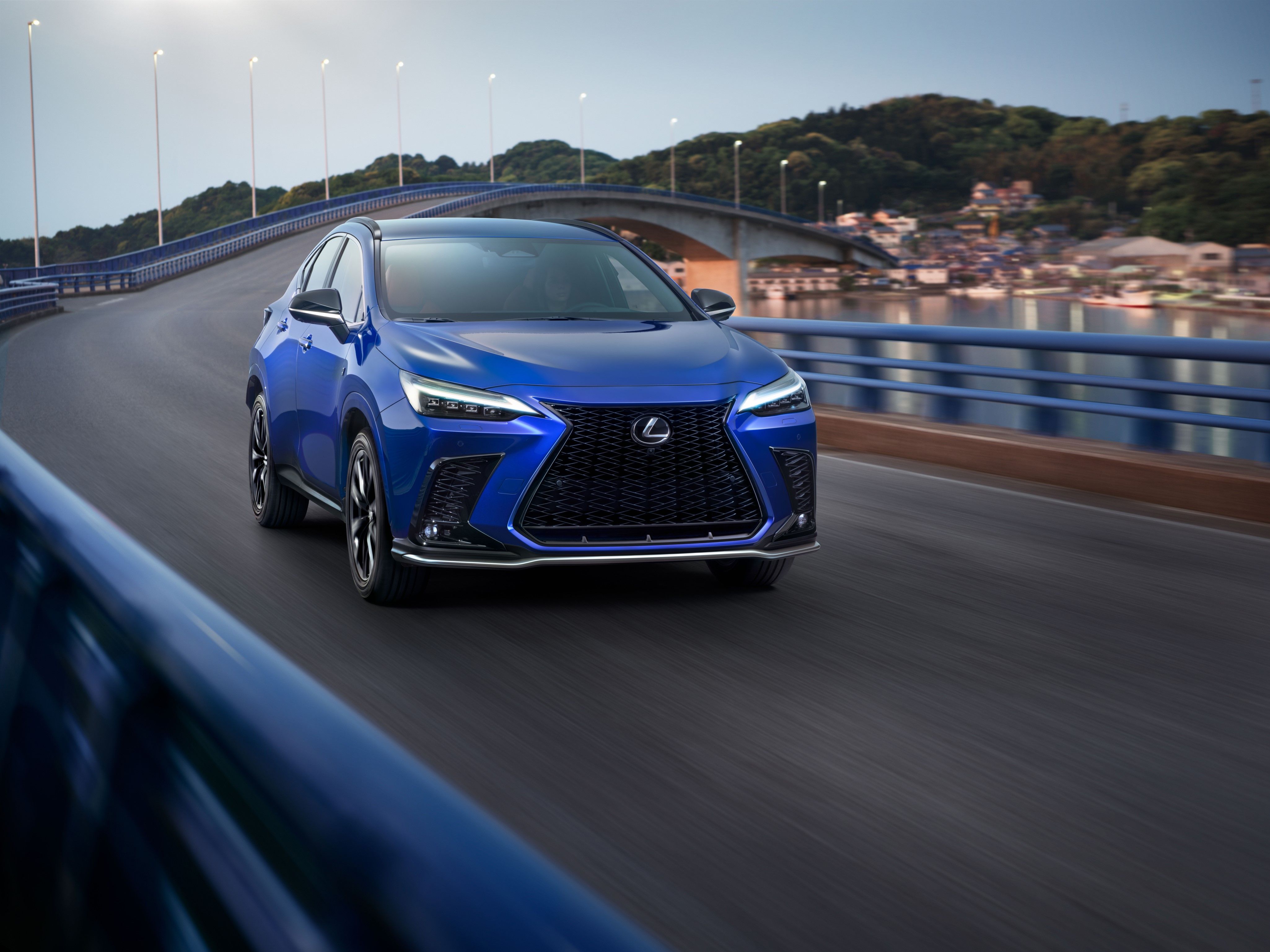 期待値しかない！新規軸満載で生まれ変わったSUV、レクサスNX