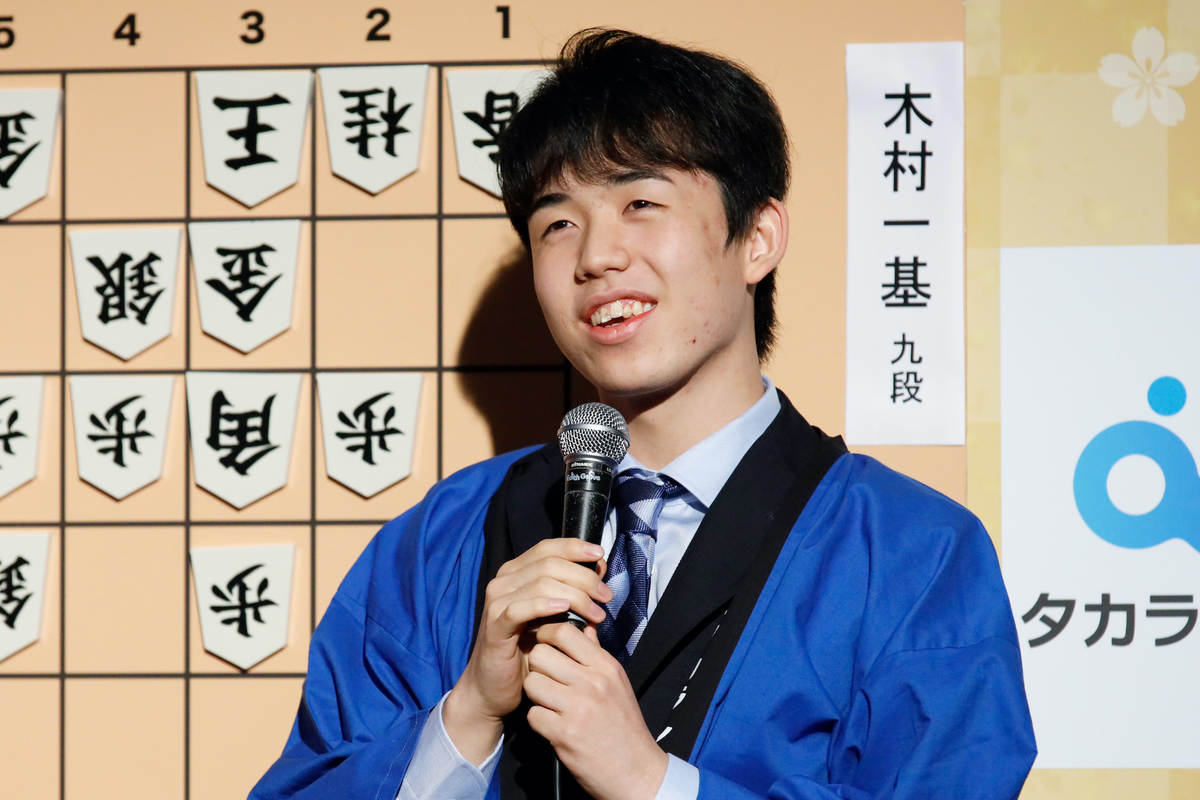 好みは肉と麺類、史上最年少で三冠の藤井聡太「勝負めし」まとめ　棋士にとって対局での食事がなぜ「重要な問題」なのか