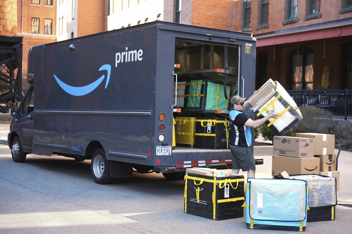 アマゾン、売上高44％増--新型コロナで続く外出制限が追い風に