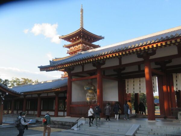 薬師寺（奈良県奈良市）（2024年12月、筆者撮影）