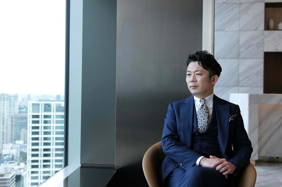Luxver　健二郎鈴木　コーデュロイ　スーツ パリの敏腕テーラー・鈴木健次郎さん来日！ 「空気を纏うような