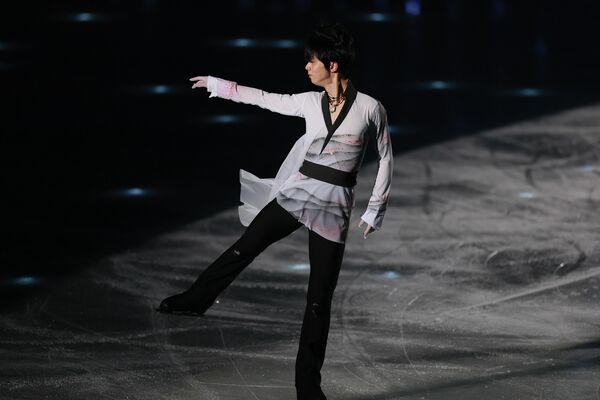 フィギュアスケート通信DX羽生結弦　カナダ大会 /全日本選手権2019まとめ売り 新品 未開封】羽生結弦 フィギュアスケート通信DX 全日本選手権2021