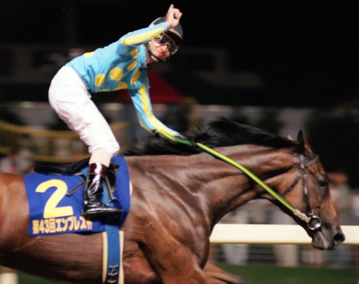まねき馬 追悼SP No.2470リバティアイランド 23年の3冠牝馬リバティアイランドが競走馬登録抹消 香港G1