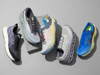 【非売品】2024 パリオリンピック
オフィシャルホスピタリティ　スカーフ 非売品】パリオリンピックホスピタリティ陸上バトンタータン パリ2024