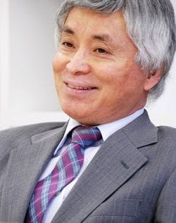 岸宣仁氏／前田せいめい撮影