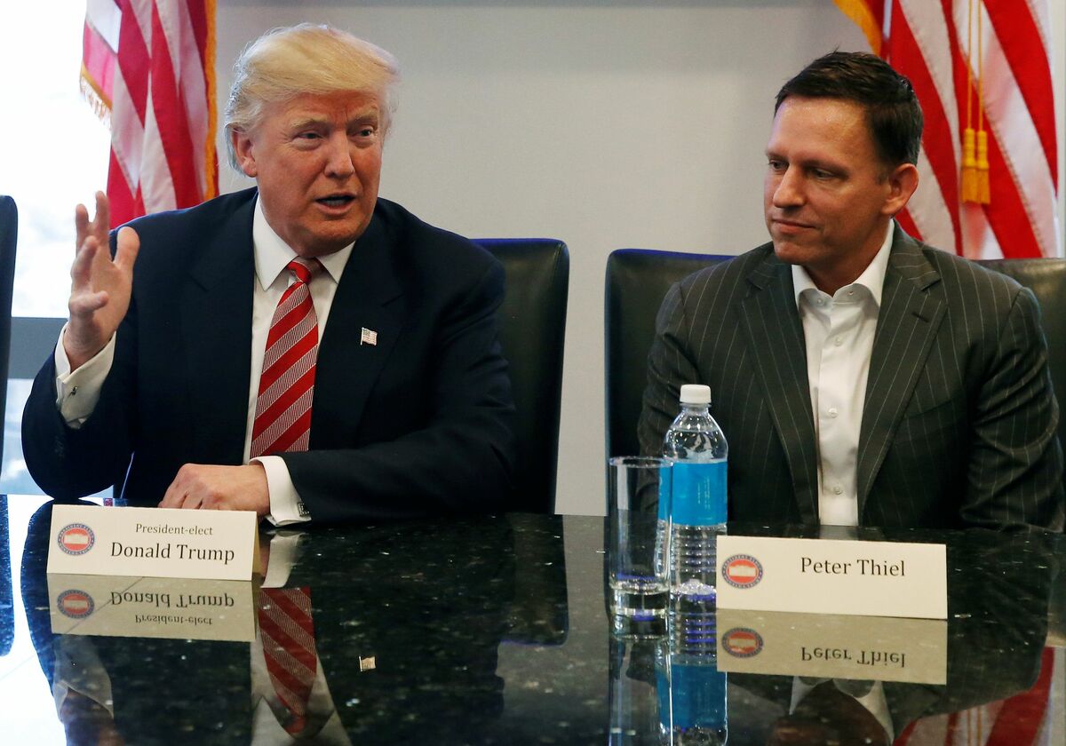 新型コロナ、ケネディ暗殺…「陰謀論」はなぜ広がる?ピーター・ティール氏がトランプ大統領に情報開示を求めたワケ 作家・橘玲氏に聞く「陰謀論」と「メディア不信」の本質(1) | JBpress (ジェイビープレス)