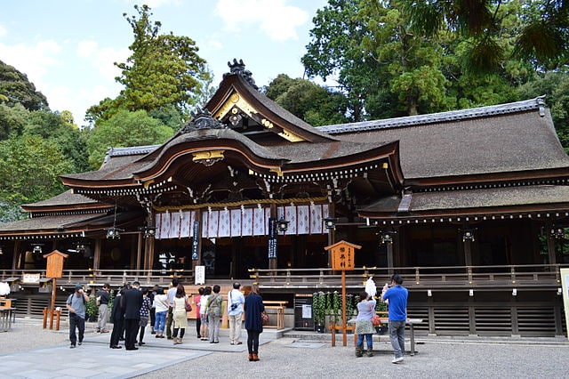 三島由紀夫も訪れた奈良・桜井の大神神社へ　うましうるわし、ひとり旅の奈良