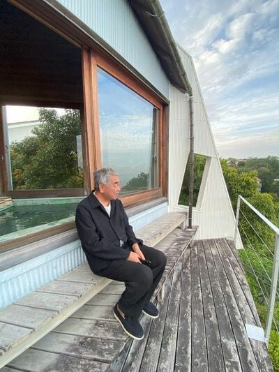 浴室の外にあるバルコニーで